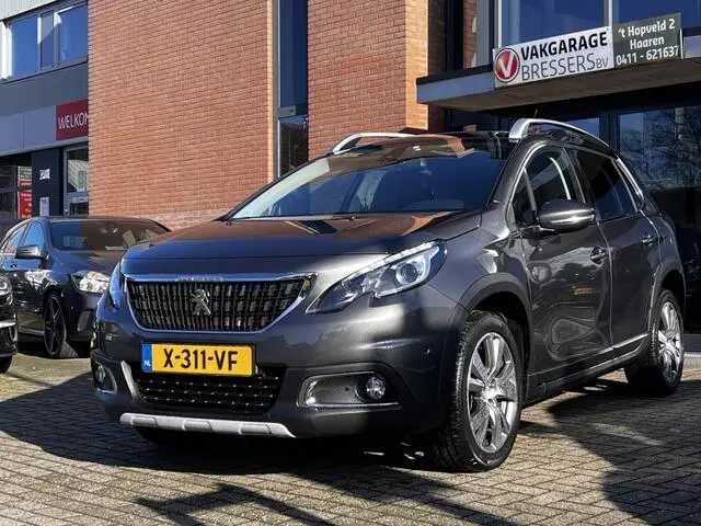 Photo 1 : Peugeot 2008 2019 Petrol