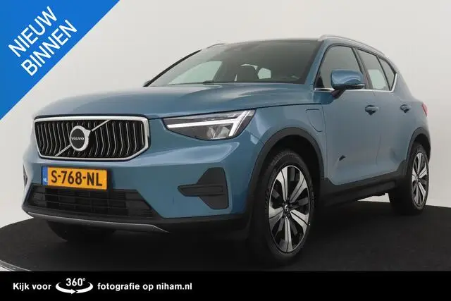 Photo 1 : Volvo Xc40 2023 Hybrid