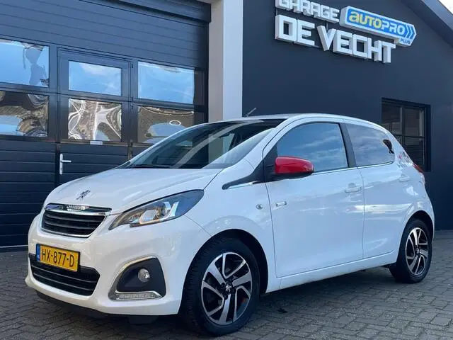 Photo 1 : Peugeot 108 2016 Petrol