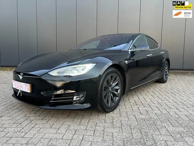 Photo 1 : Tesla Model S 2018 Electric