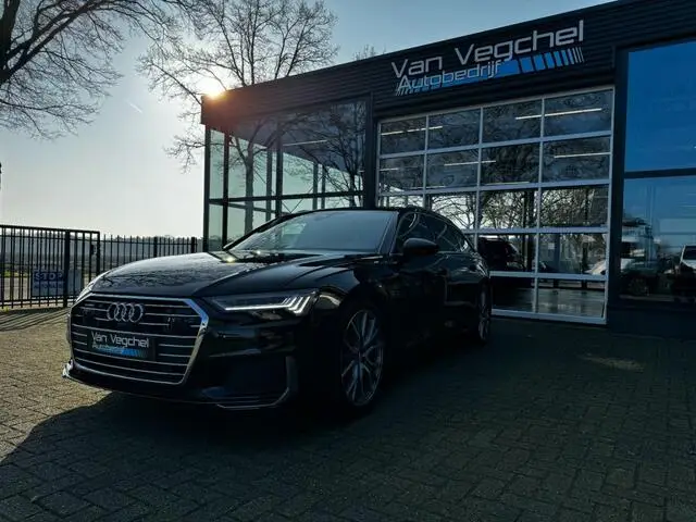 Photo 1 : Audi A6 2020 Hybride