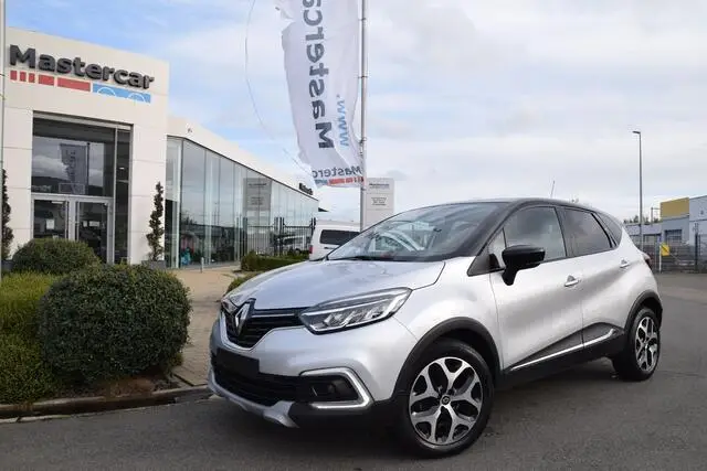 Photo 1 : Renault Captur 2019 Essence