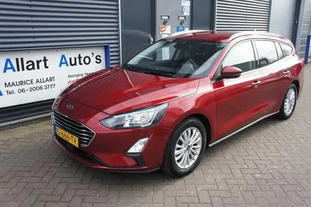 Photo 1 : Ford Focus 2019 Petrol