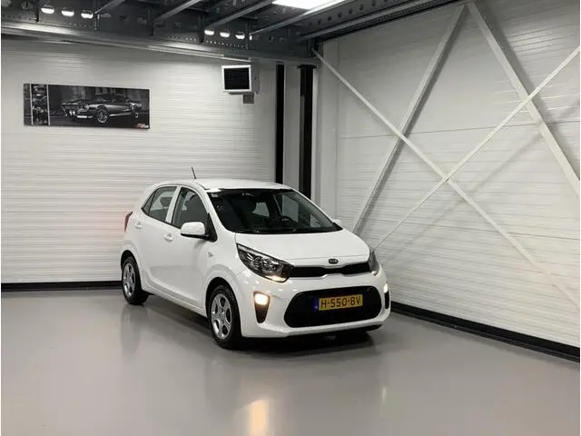 Photo 1 : Kia Picanto 2020 Petrol