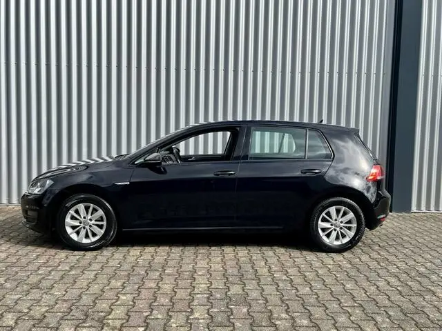 Photo 1 : Volkswagen Golf 2015 Essence