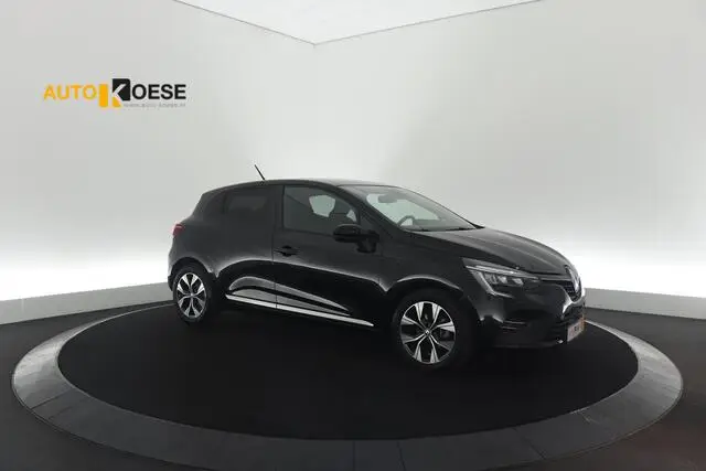 Photo 1 : Renault Clio 2023 Essence