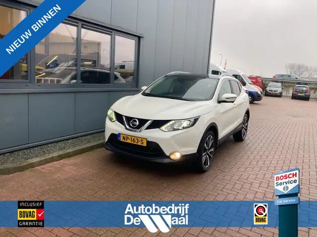 Photo 1 : Nissan Qashqai 2017 Petrol