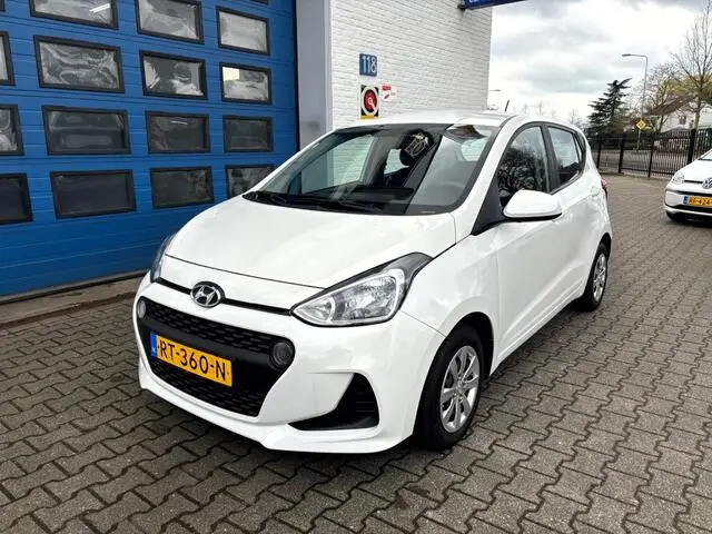 Photo 1 : Hyundai I10 2018 Essence