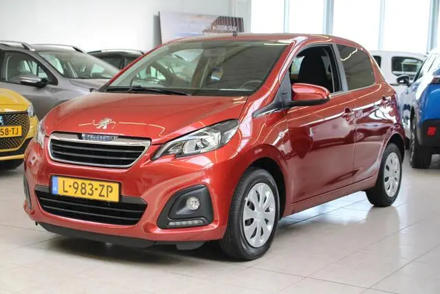 Photo 1 : Peugeot 108 2021 Essence