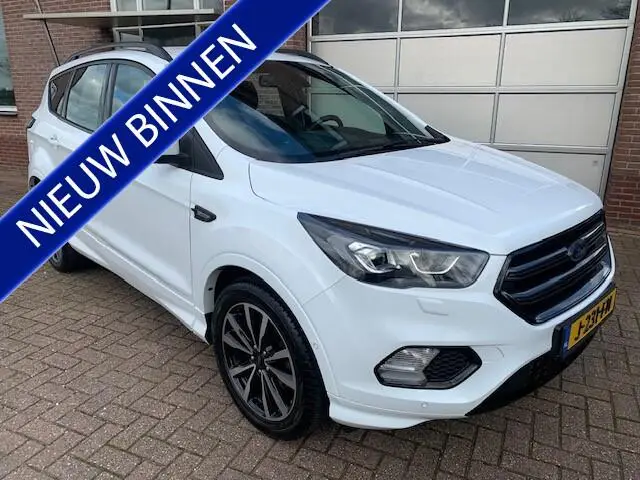 Photo 1 : Ford Kuga 2019 Petrol