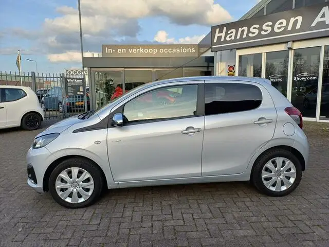 Photo 1 : Peugeot 108 2020 Petrol