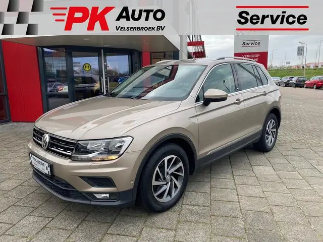 Photo 1 : Volkswagen Tiguan 2018 Essence