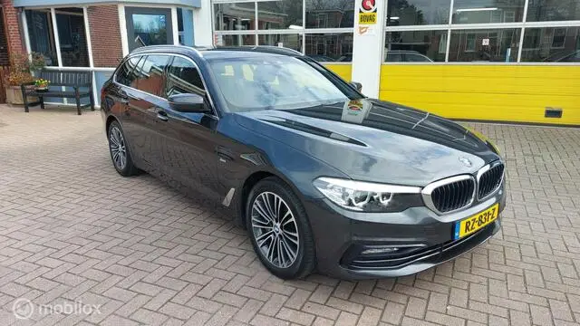 Photo 1 : Bmw Serie 5 2018 Petrol