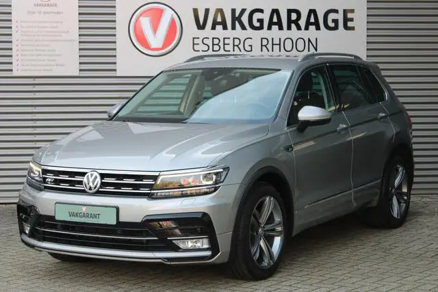 Photo 1 : Volkswagen Tiguan 2017 Petrol