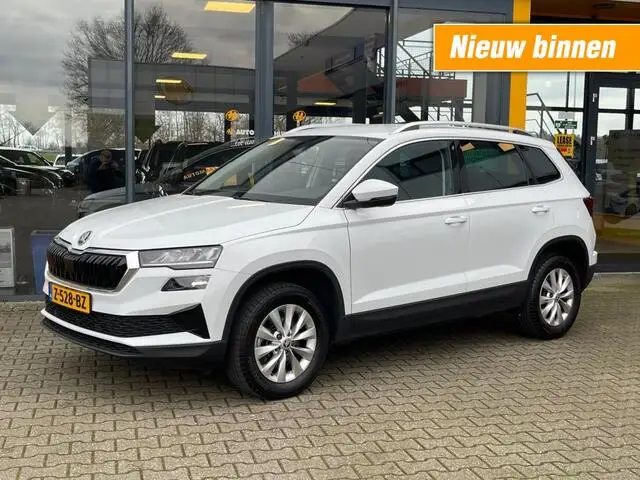 Photo 1 : Skoda Karoq 2023 Essence