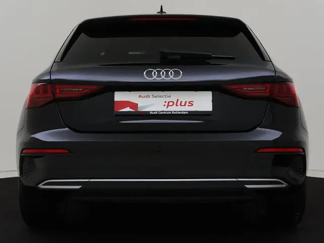 Photo 1 : Audi A3 2023 Petrol