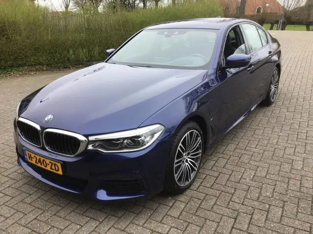 Photo 1 : Bmw Serie 5 2019 Hybride