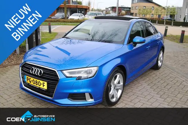 Photo 1 : Audi A3 2017 Petrol