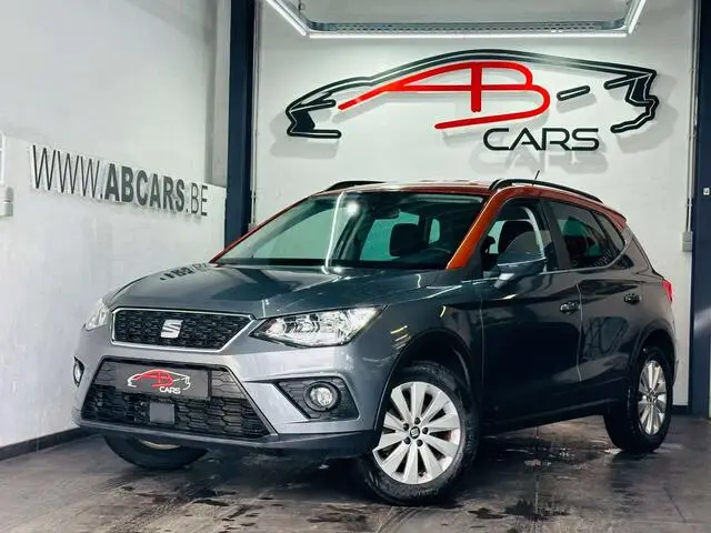 Photo 1 : Seat Arona 2018 Essence