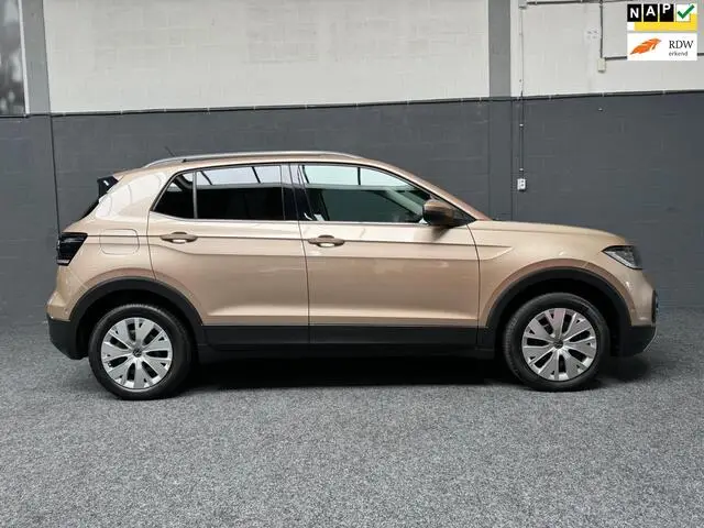 Photo 1 : Volkswagen T-cross 2019 Essence