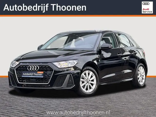 Photo 1 : Audi A1 2023 Essence