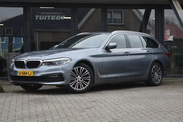 Photo 1 : Bmw Serie 5 2019 Petrol