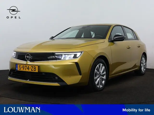 Photo 1 : Opel Astra 2023 Petrol