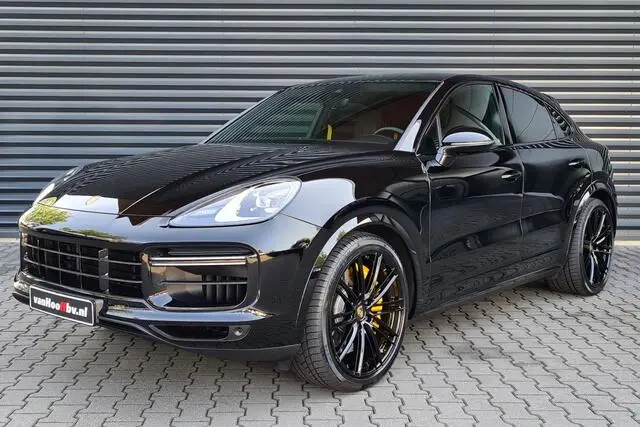 Photo 1 : Porsche Cayenne 2019 Essence