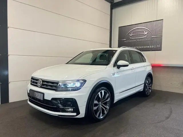 Photo 1 : Volkswagen Tiguan 2018 Petrol