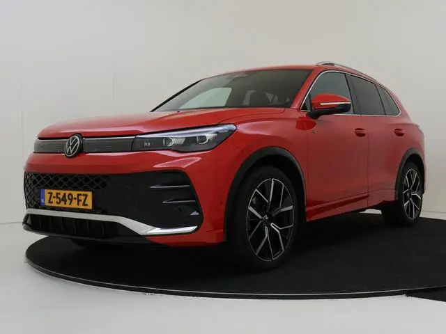 Photo 1 : Volkswagen Tiguan 2024 Hybride