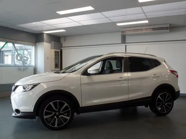 Photo 1 : Nissan Qashqai 2017 Petrol