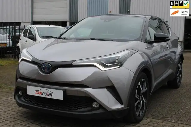 Photo 1 : Toyota C-hr 2017 Hybride