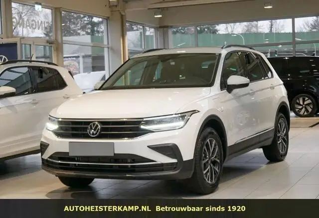 Photo 1 : Volkswagen Tiguan 2023 Hybrid