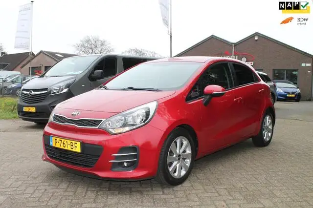 Photo 1 : Kia Rio 2015 Petrol