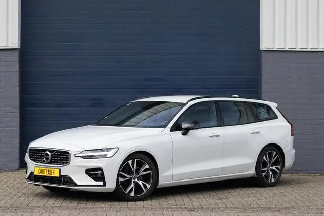 Photo 1 : Volvo V60 2019 Diesel