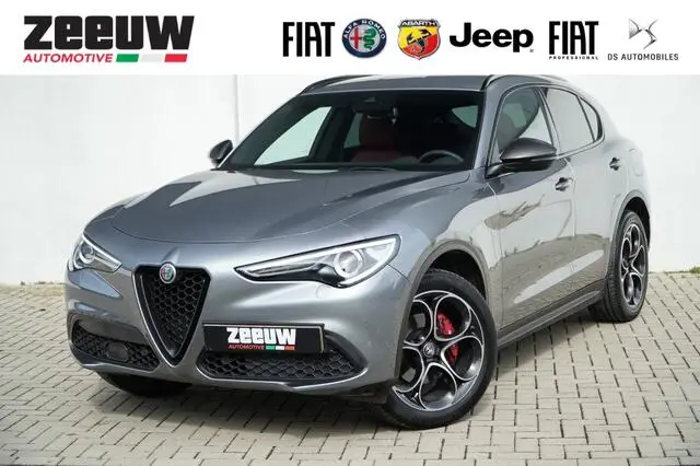 Photo 1 : Alfa Romeo Stelvio 2020 Petrol