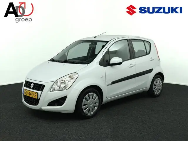 Photo 1 : Suzuki Splash 2015 Essence