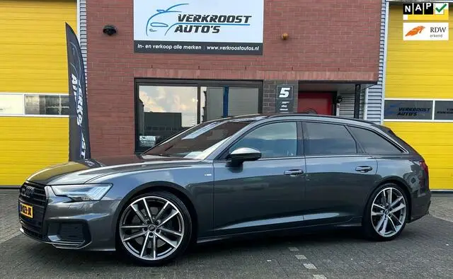 Photo 1 : Audi A6 2019 Essence