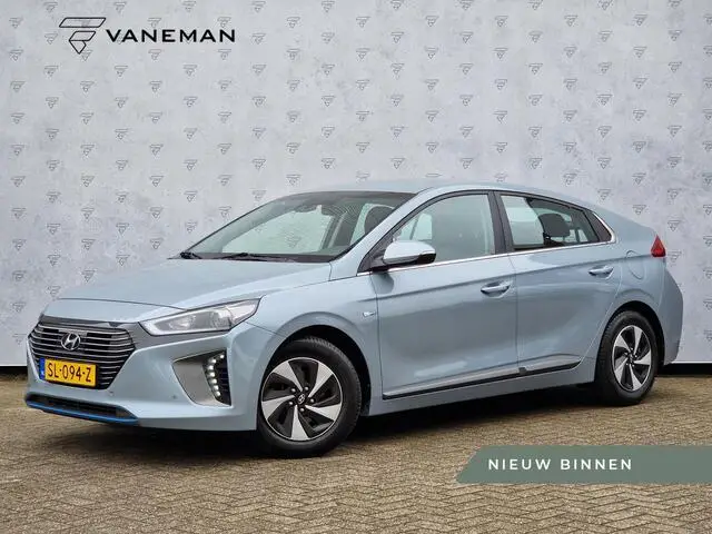 Photo 1 : Hyundai Ioniq 2018 Hybride