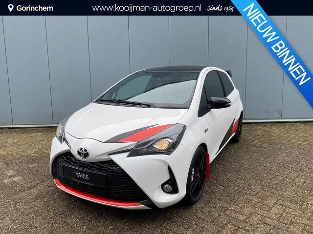 Photo 1 : Toyota Yaris 2018 Petrol