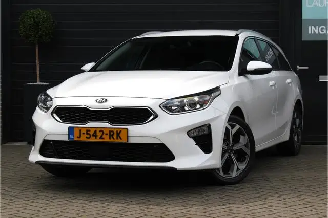 Photo 1 : Kia Ceed 2020 Petrol