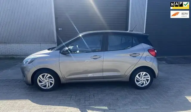 Photo 1 : Hyundai I10 2022 Petrol