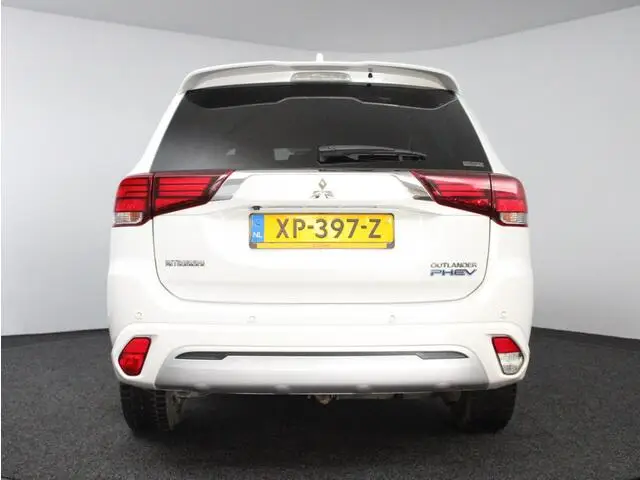 Photo 1 : Mitsubishi Outlander 2019 Hybrid