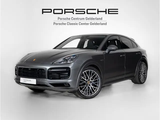 Photo 1 : Porsche Cayenne 2022 Hybrid