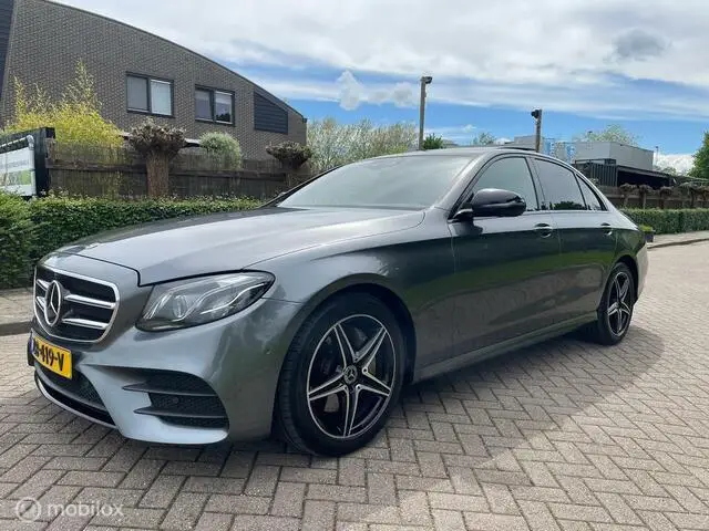 Photo 1 : Mercedes-benz Classe E 2019 Essence