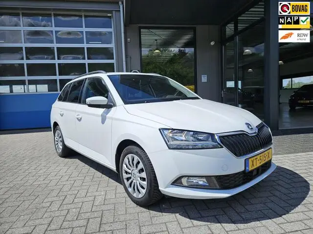 Photo 1 : Skoda Fabia 2019 Petrol