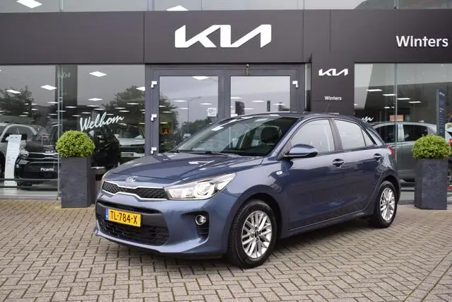 Photo 1 : Kia Rio 2018 Petrol