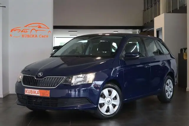 Photo 1 : Skoda Fabia 2017 Essence