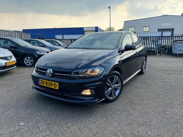 Photo 1 : Volkswagen Polo 2019 Petrol