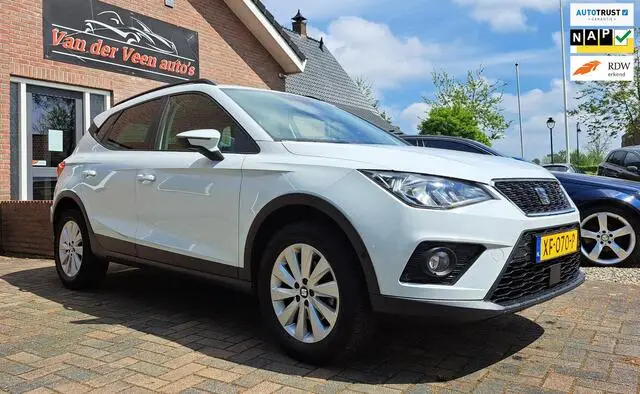 Photo 1 : Seat Arona 2019 Petrol